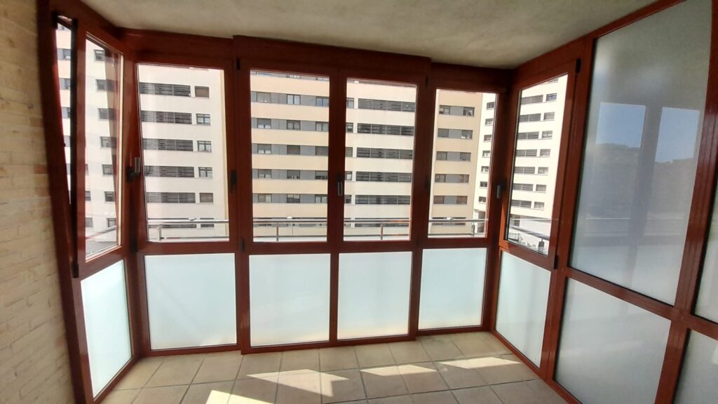 Solicita presupuesto de ventanas, puertas y cerramientos en Alicante